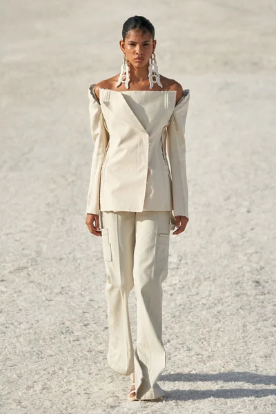Look 61